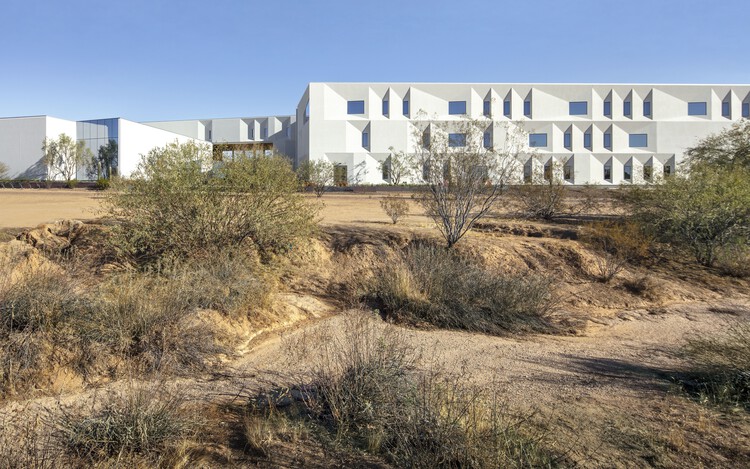 Центр будущего здоровья Университета штата Аризона / CO Architects - Экстерьерная фотография