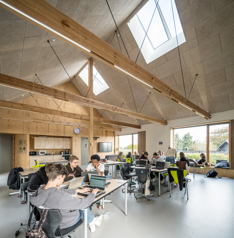 Проектирование для будущего: устойчивая архитектура, основанная на инновациях Хеннинга Ларсена — изображение 6 из 10