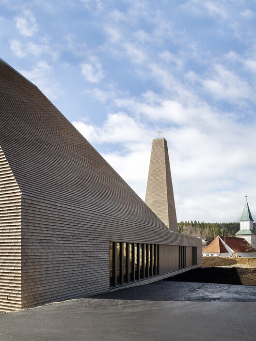 Церковь Венесла / LINK arkitektur - Экстерьерная фотография