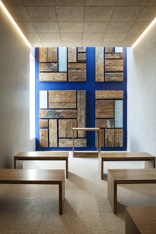 Церковь Венесла / LINK arkitektur - Интерьерная фотография, освещение