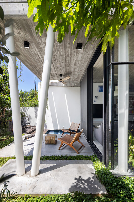 D House / Lavan Architects - Интерьерная фотография, Стул, Фасад, Патио, Двор