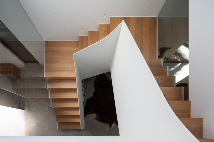 Bondi House / Nick Bell Architects - Интерьерная фотография, лестницы, перила