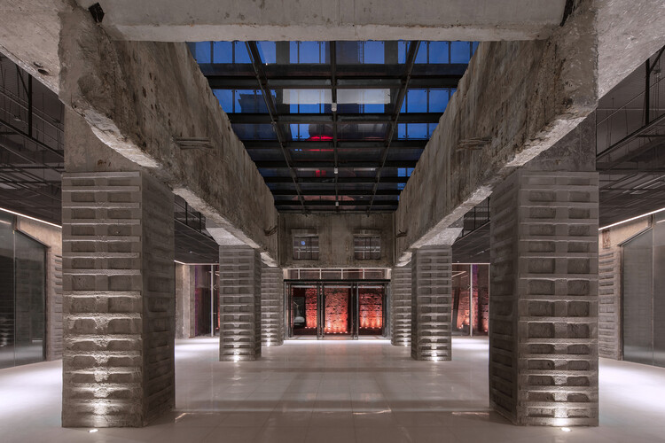 Реконструкция теплоцентрали Наньсяоин / Архитектор происхождения - внутренняя фотография, колонна, арка, балка