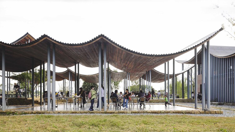 Jingshan Flower Sea Tent Pavilion / Институт ландшафтной архитектуры Чжэцзянского университета A&F + Beeeed Atelier - Наружная фотография