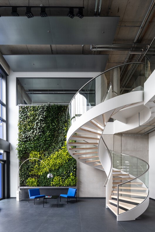 Schwalbe Hybrid Building / Archiproba Studios - Интерьерная фотография, Лестницы