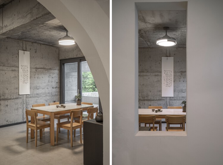 Cliff House / LI WENXI Architects - Интерьерная фотография, стол, стул, окна, балка