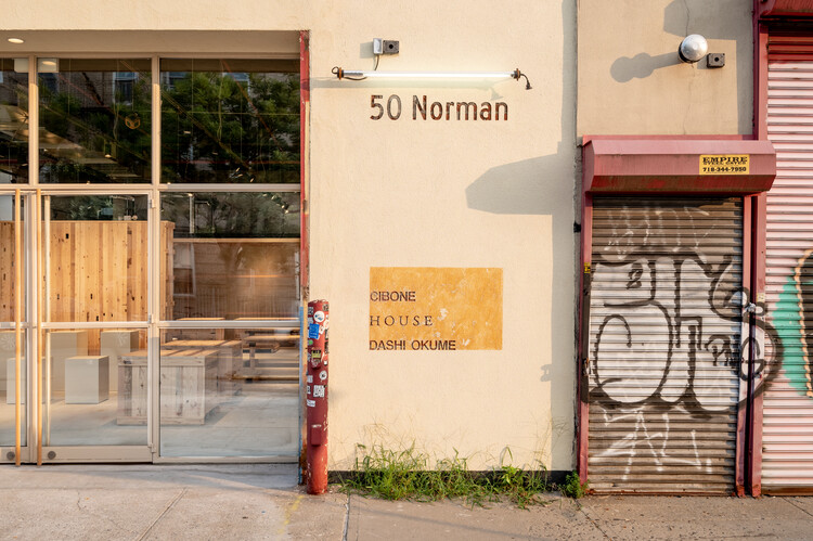 50 Norman Restaurant and Shop / Schemata Architects + Jo Nagasaka - Интерьерная фотография, Фасад, Окна