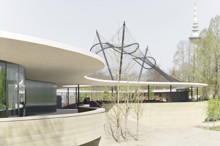 Green Experience Center в Луизенпарке / Bez+Kock Architekten - Экстерьерная фотография, Фасад