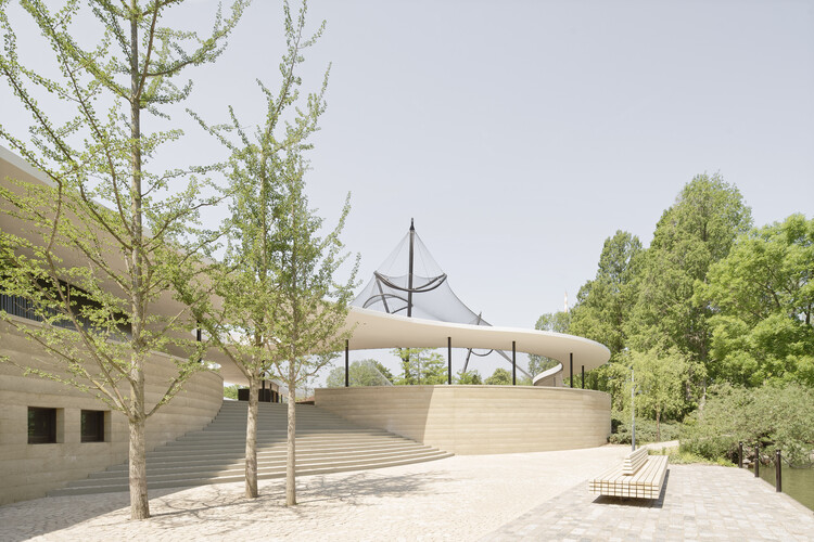 Центр Green Experience в Луизенпарке / Bez+Kock Architekten - Экстерьерная фотография