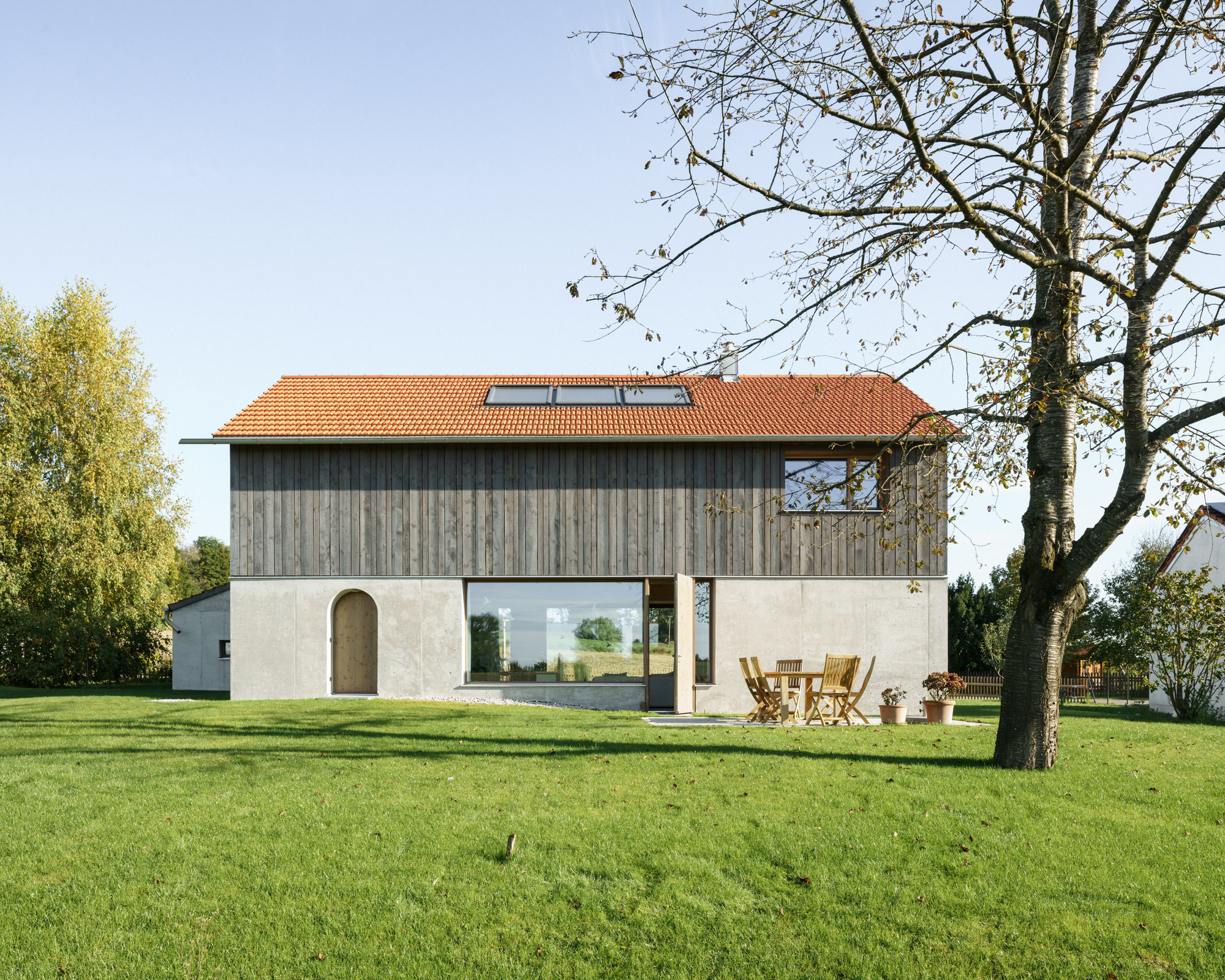 Дом в Миттерфишене / Florian Nagler Architekten