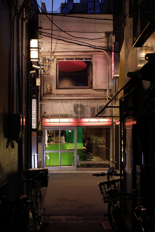 Tearoom Nigo / G architects studio - Интерьерная фотография, Окна, Фасад