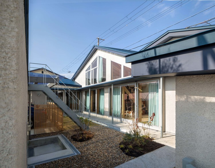 House Ag / Hideo Arao Architects Office - Экстерьерная фотография, окна