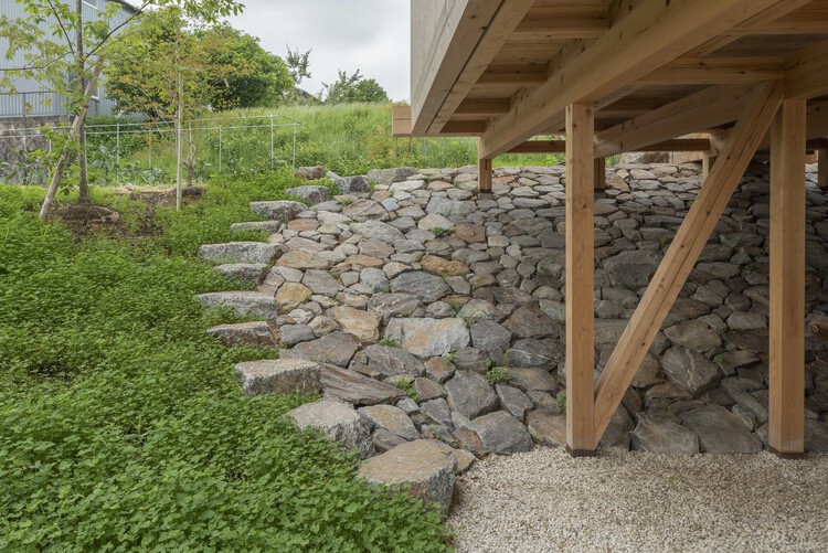 Дом Шигехара Хонмачи / Tomoaki Uno Architects - Внутренняя фотография, Луч, Сад