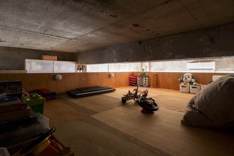 Ремонт квартиры в Хонанчо / Такехико Судзуки - Интерьерная фотография, Скамейка