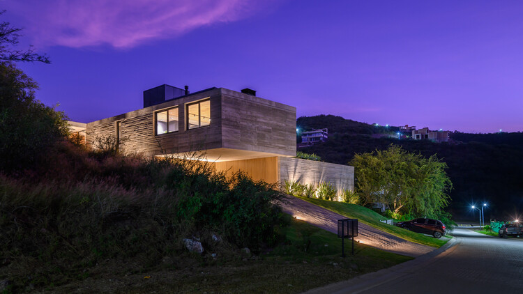 CR House / Arpon Arquitectura - Экстерьерная фотография, Окна