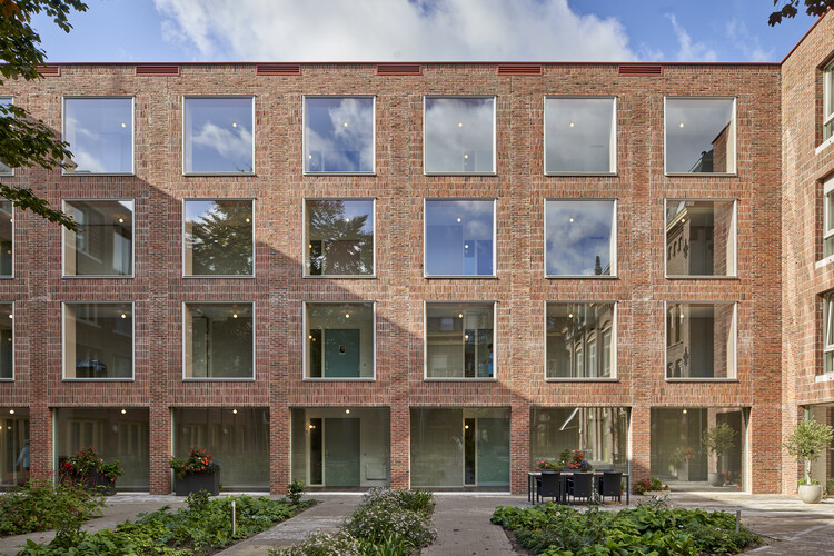 Oude Dijk Housing / Shift Architecture Urbanism - Экстерьерная фотография, окна, фасад