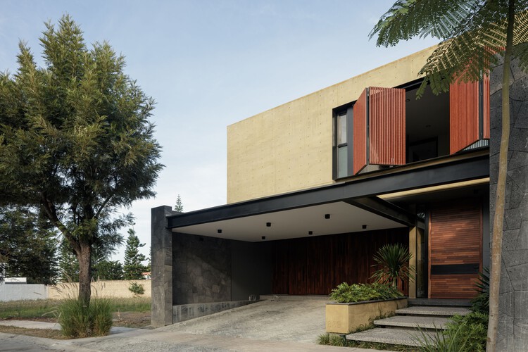 Zibu House / Di Frenna Arquitectos - Экстерьерная фотография, окна, фасад