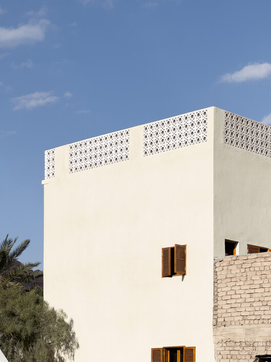 Oasis View Vacation Rentals / Elie Metni Architects - Экстерьерная фотография, окна