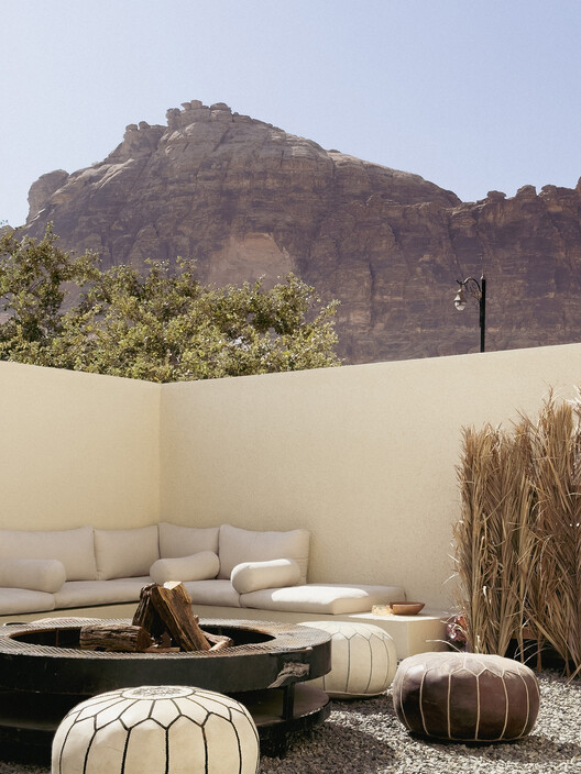 Oasis View Vacation Rentals / Elie Metni Architects - Экстерьерная фотография, диван