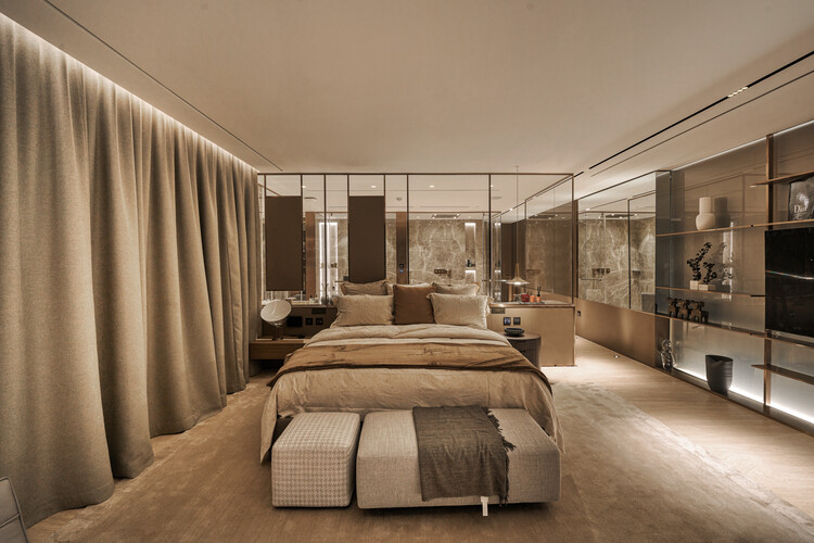 Каркасный дом Allure House / EAA-Emre Arolat Architecture — Фотография интерьера, кровать, спальня