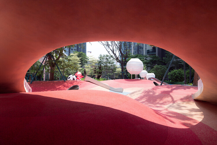 Red Dunes Playtopia / Xisui Design - Фотография интерьера, арка