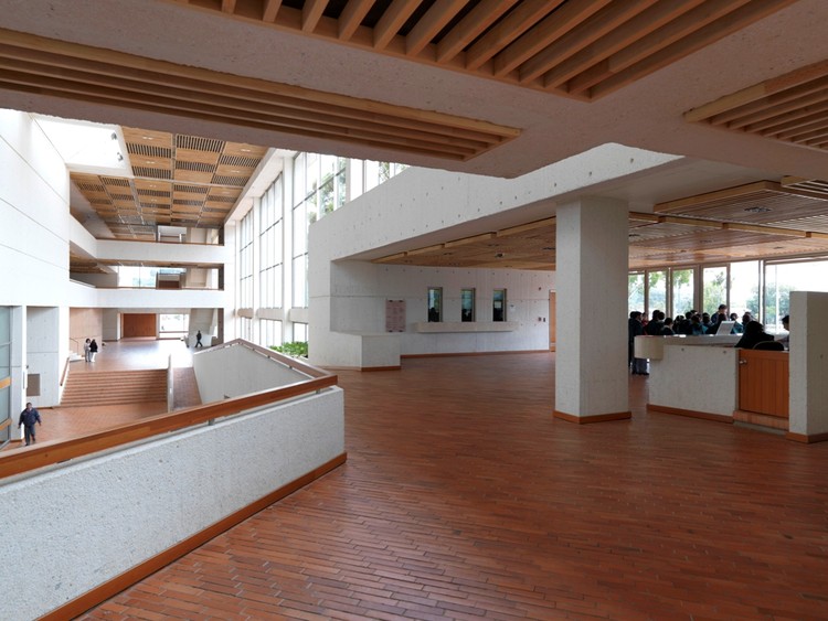 Классика архитектуры: Культурный центр Хулио Марио Санто-Доминго / Bermúdez Arquitectos — изображение 18 из 33