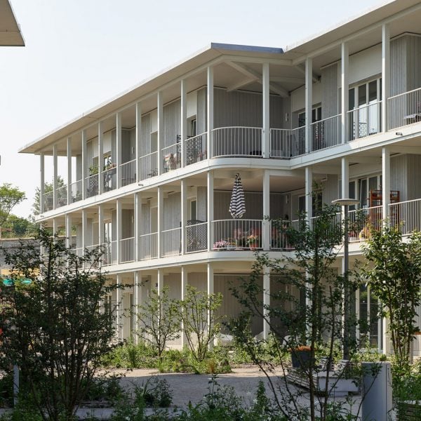 Доршнер Каль строит жилье для нескольких поколений вокруг общего сада