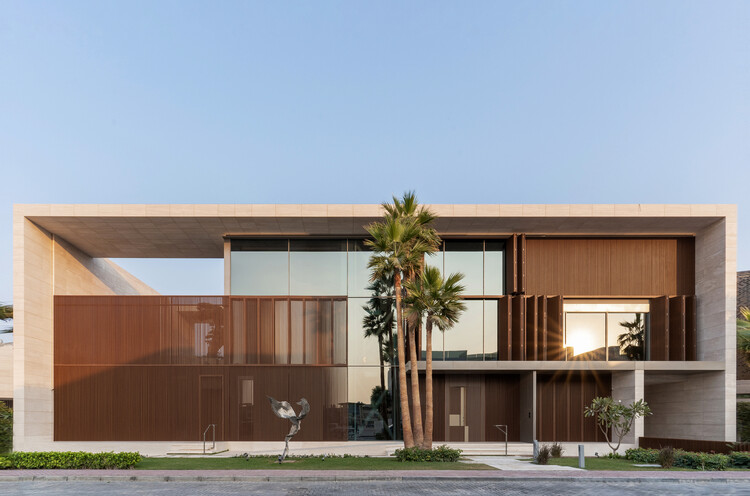 Каркасный дом Allure House / EAA-Emre Arolat Architecture — Фотография экстерьера, фасад