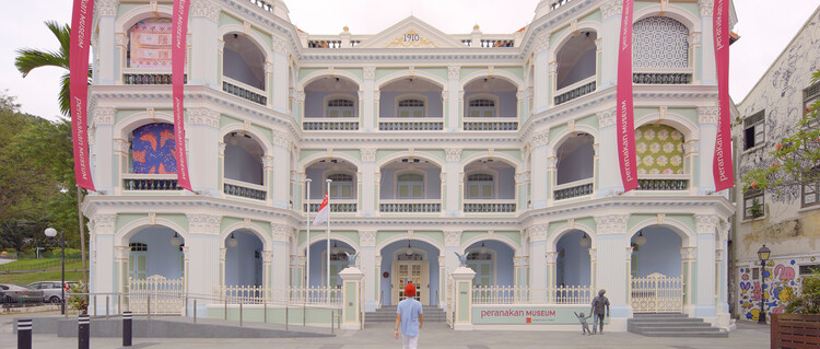 Новый архитектурный фильм, вдохновленный Уэсом Андерсоном, прославляет искусственную среду Сингапура — изображение 18 из 21