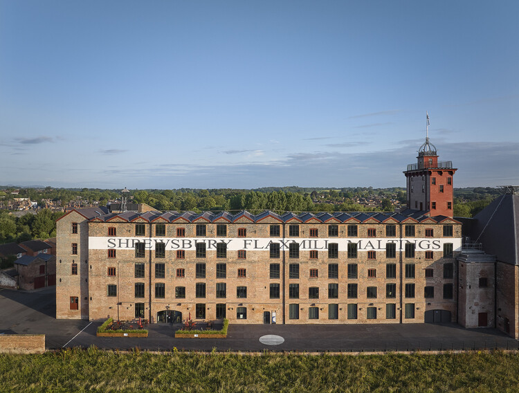 Shrewsbury Flaxmill Maltings / Feilden Clegg Bradley Studios — фотография экстерьера, фасад