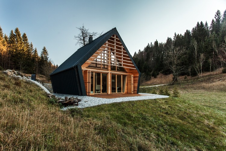 Строительство в Словении: новые жилищные проекты, переосмысливающие сельскую жизнь — изображение 1 из 11