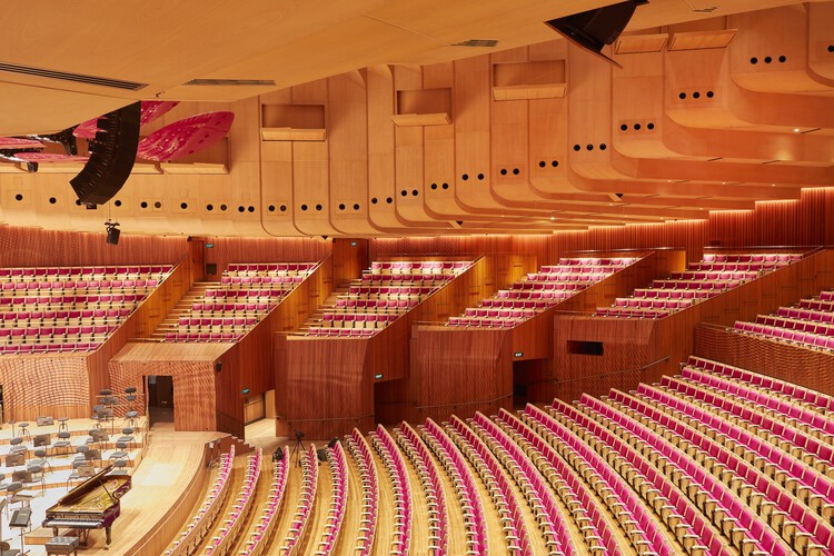 Обновление концертного зала Сиднейского оперного театра / ARM Architecture – Фотография интерьера, стул