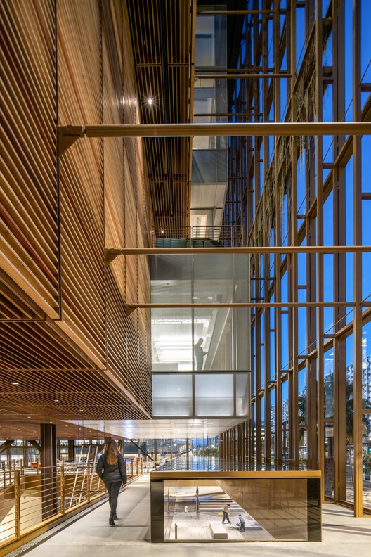 Штаб-квартира Uber / SHoP Architects — Фотография интерьера, фасад, стекло, балка