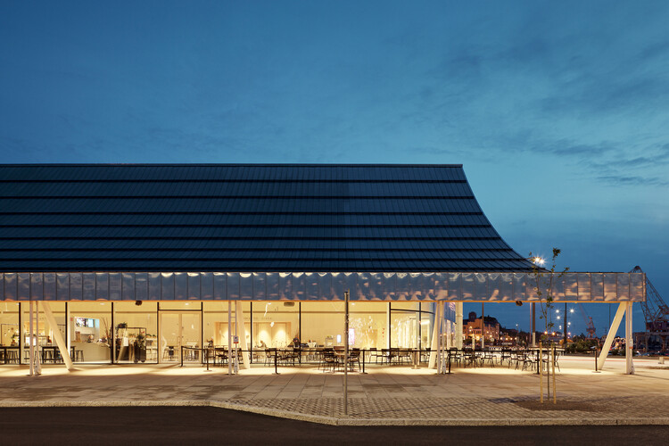 Центр мероприятий Сатама / ALA Architects – Фотография экстерьера