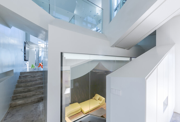 Парусный дом / IROJE KHM Architects - Фотография интерьера