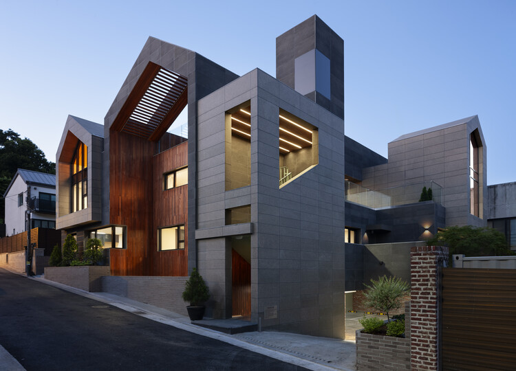 GREE Multi-Family Housing / Suum21 Architecture - Фотография экстерьера, окна, фасад