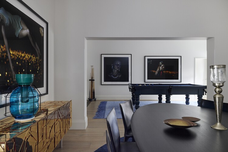 Девентон Резиденс / Архитектура и интерьеры Джолсона - Фотография интерьера, стол, освещение, стул