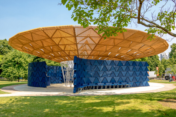 Дьебедо Франсис Кере выбран лауреатом Императорской премии 2023 года в области архитектуры – изображение 4 из 7
