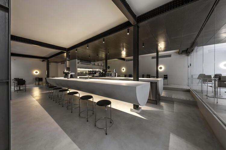Bosgaurus Coffee Roasters / NU архитектура и дизайн - Фотография интерьера, кухни, стола