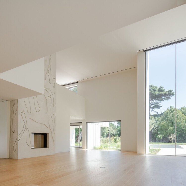 Дом Боавишта / Topos Atelier de Arquitectura - Фотография интерьера, окна