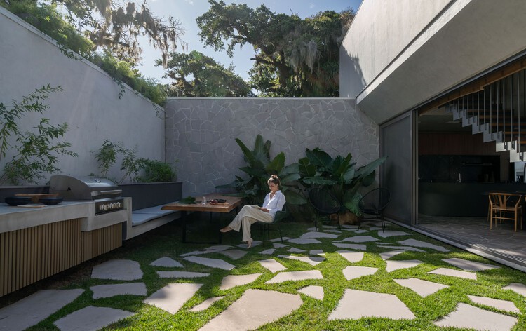 Lagoon House / Studio Bloco Arquitetura - Экстерьерная фотография, сад, двор