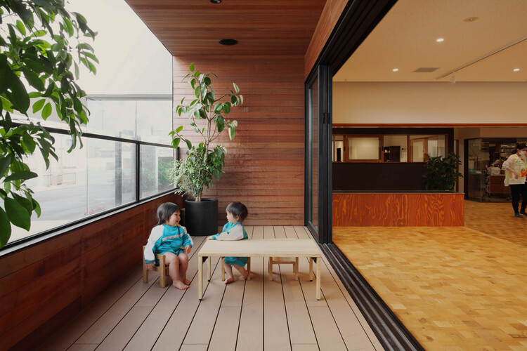 JPP Nursery / HIBINOSEKKEI + Youji no Shiro + Kids Design Labo - Фотография интерьера