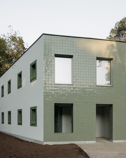 Вилла Камелеон / FELT архитектура и дизайн - Фотография экстерьера, окна, фасад