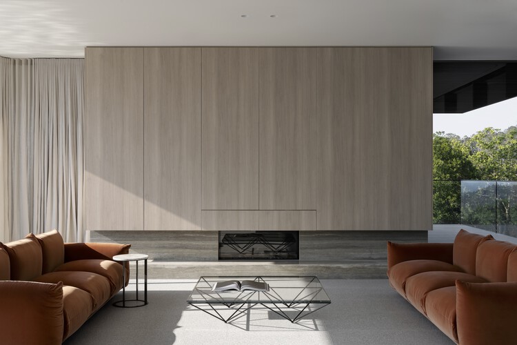 Whipbird House / Zerni - Фотография интерьера, гостиная, диван