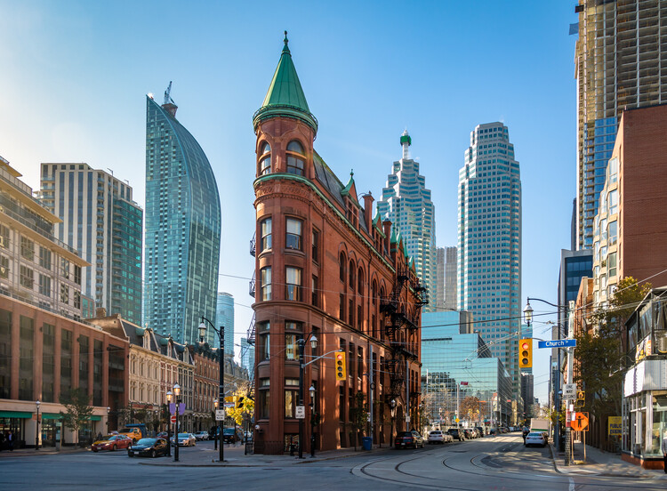 Путеводитель по архитектуре Торонто: 30 современных достопримечательностей крупнейшего города Канады — изображение 2 из 36