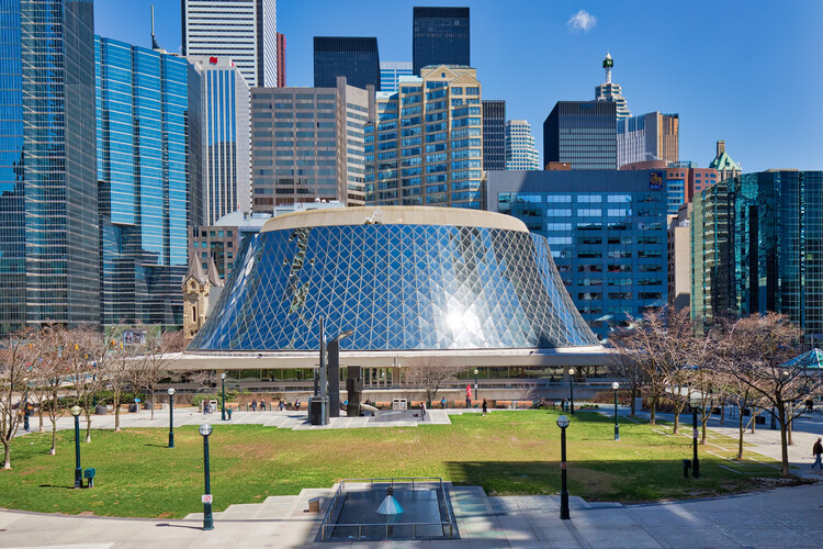 Путеводитель по архитектуре Торонто: 30 современных достопримечательностей крупнейшего города Канады — изображение 14 из 36
