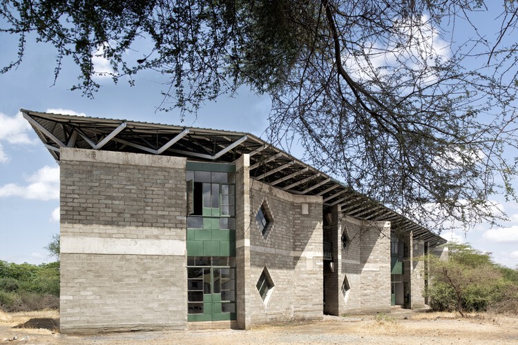 Школа Монтессори Simba Vision / Консультанты-новаторы в области архитектуры - Экстерьерная фотография