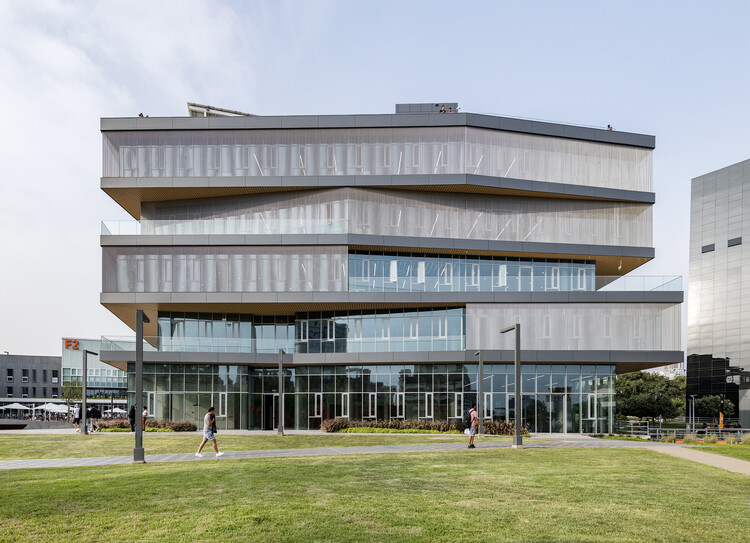 Центр инженерных инноваций Университета Лимы / Сасаки - фотография экстерьера, фасад, окна
