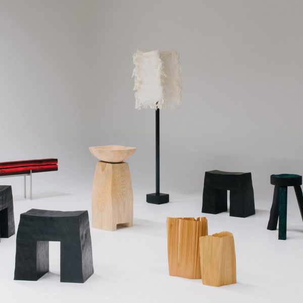 Didi NG Wing Yin создает «приземленную» деревянную мебель