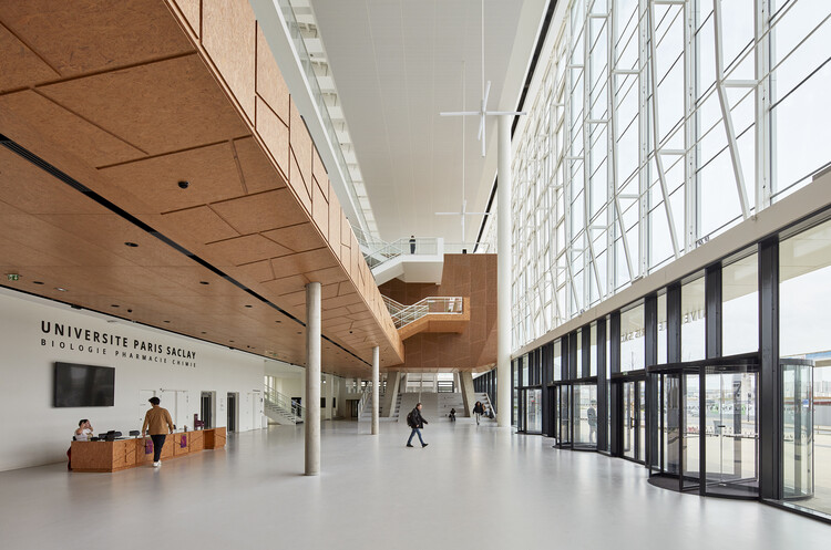 Центр биологии, фармации и химии Университета Париж-Сакле / Bernard Tschumi Architects + Groupe-6 Architects - Интерьерная фотография